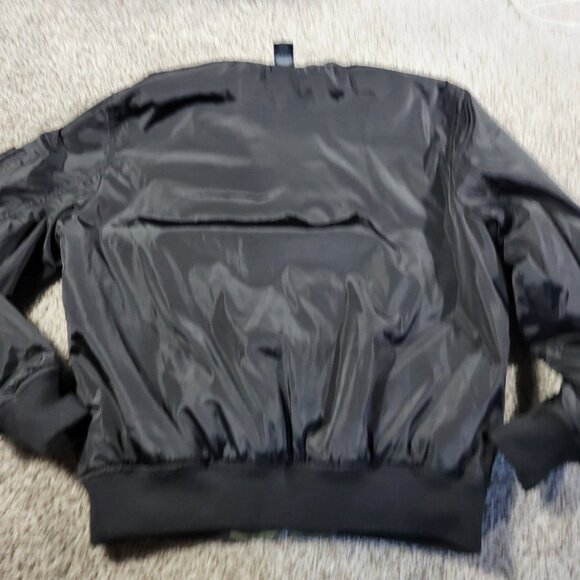 Express Jacket Men’s Medium Green Black Full Zip Reversible Spellout Pockets - Picture 10 of 10